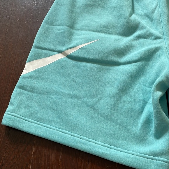 Men’s Nike Shorts With Pockets Large - Picture 10 of 13
